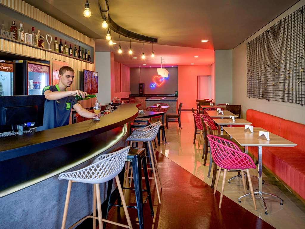 Golden Tower Express Franca By Fenix Hoteis Restaurant foto